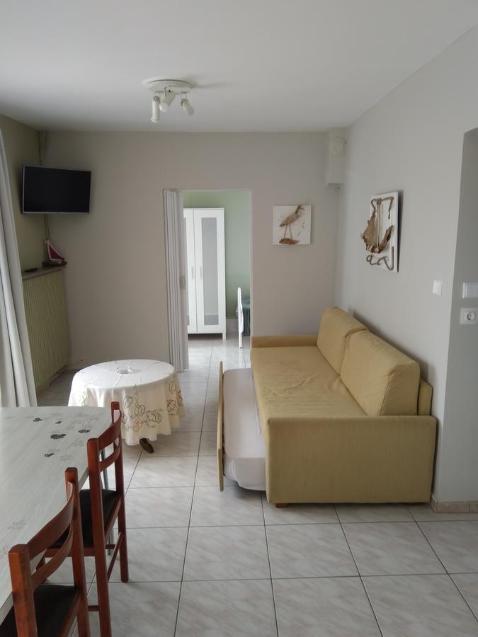 Family-Elia Apartment Paralia Dionysiou Luaran gambar